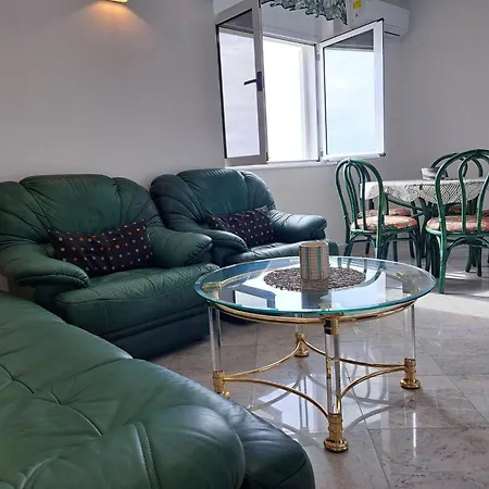 Double Seaview Gostinjska kuća *